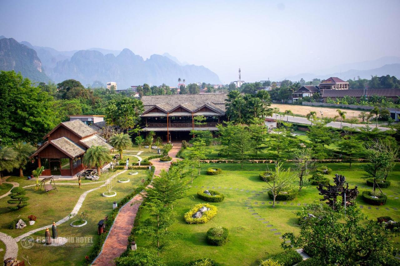 ลิษา แกรนด์ โอเต็ล Hotel วังเวียง ภายนอก รูปภาพ