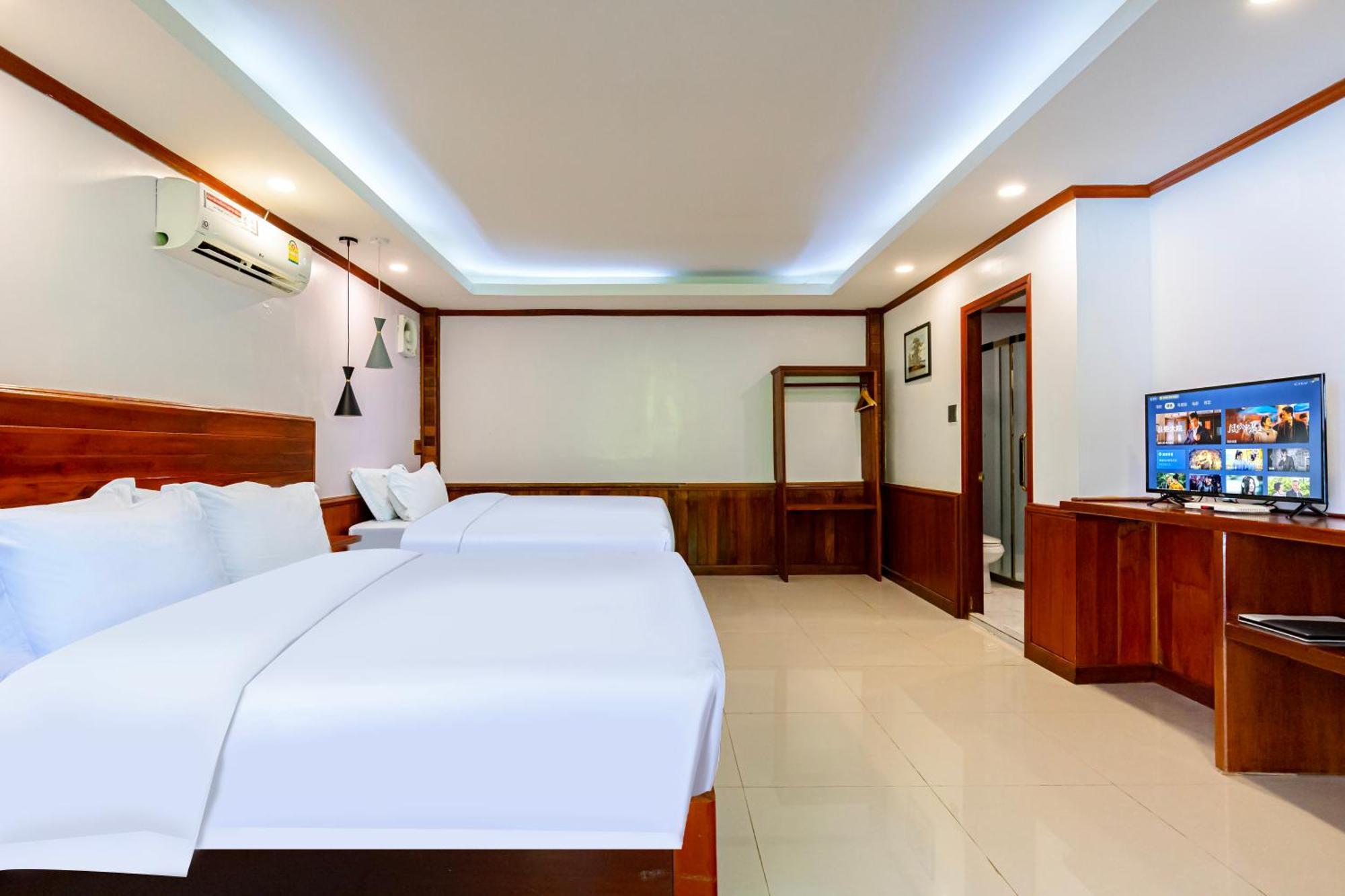 ลิษา แกรนด์ โอเต็ล Hotel วังเวียง ภายนอก รูปภาพ