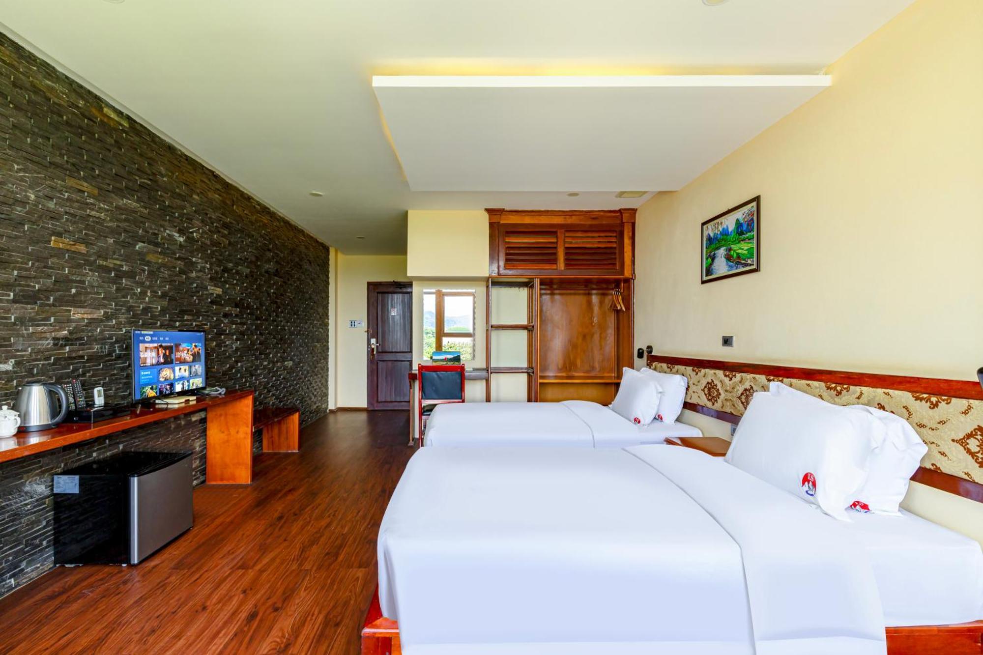 ลิษา แกรนด์ โอเต็ล Hotel วังเวียง ภายนอก รูปภาพ