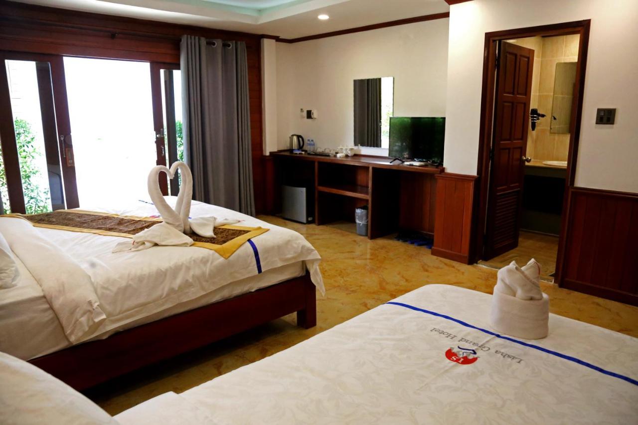 ลิษา แกรนด์ โอเต็ล Hotel วังเวียง ภายนอก รูปภาพ